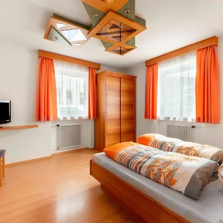 Neat In With Balcony Or Terrace * Ladis