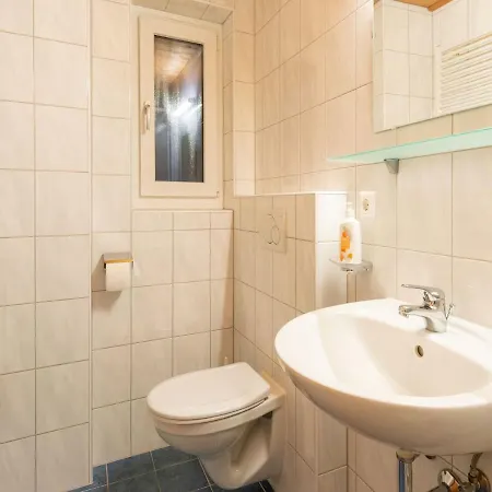 Neat In With Balcony Or Terrace * Ladis